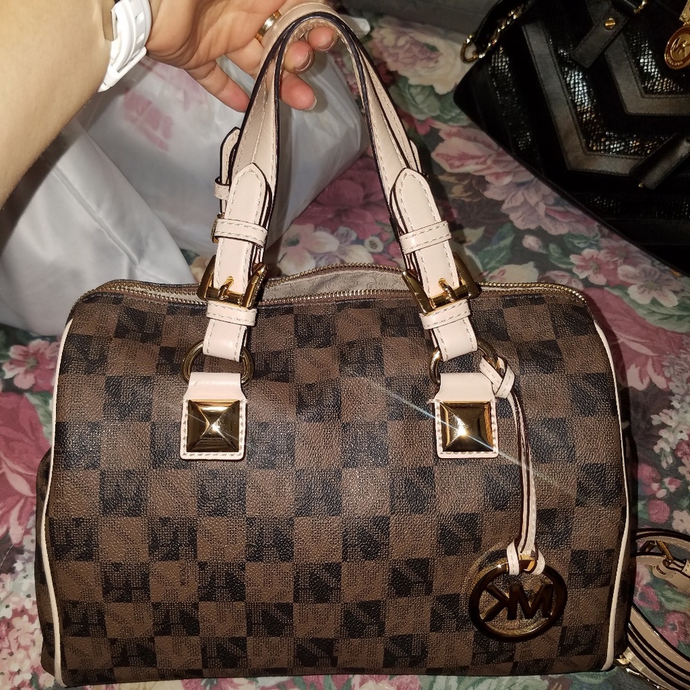 MICHAEL KORS GREYSON SATCHEL